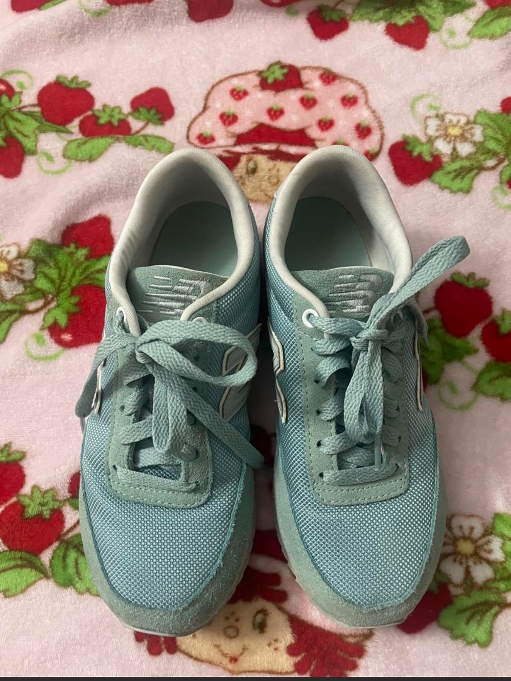 New Balance Kids Mint Blue Lace-Up Sneakers